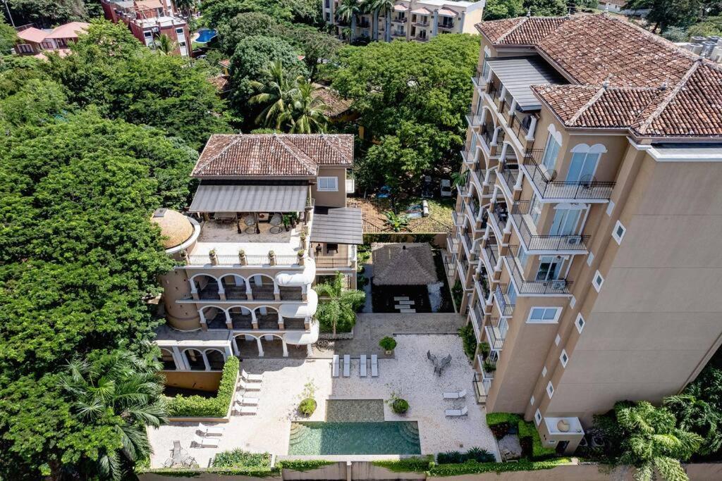 Playa Palapa~Steps From The Ocean! Apartment Tamarindo Exterior photo