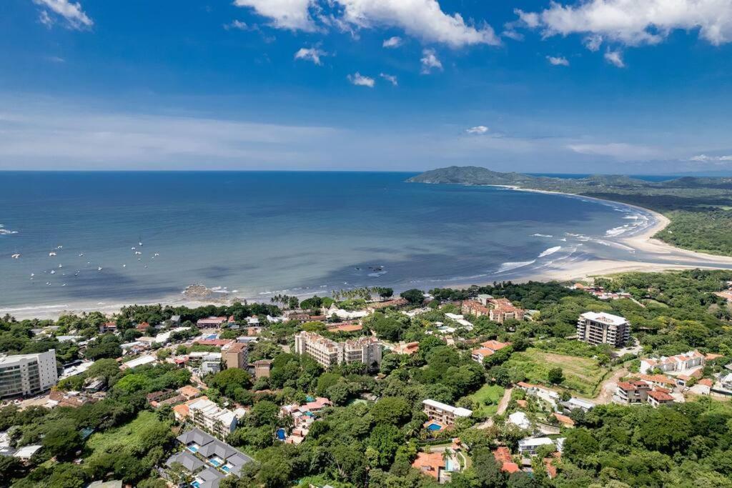 Playa Palapa~Steps From The Ocean! Apartment Tamarindo Exterior photo